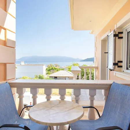 βιλα εμμανουελα *