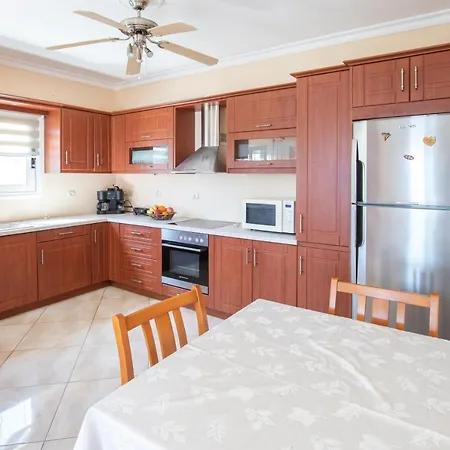 βιλα εμμανουελα * Sami (Kefalonia)